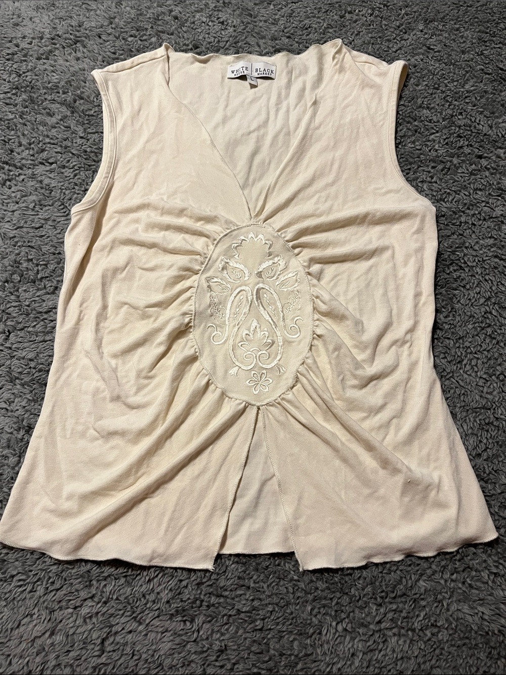 White House Black Market Cream Knit Sleeveless Embroidered Front Tank Size L